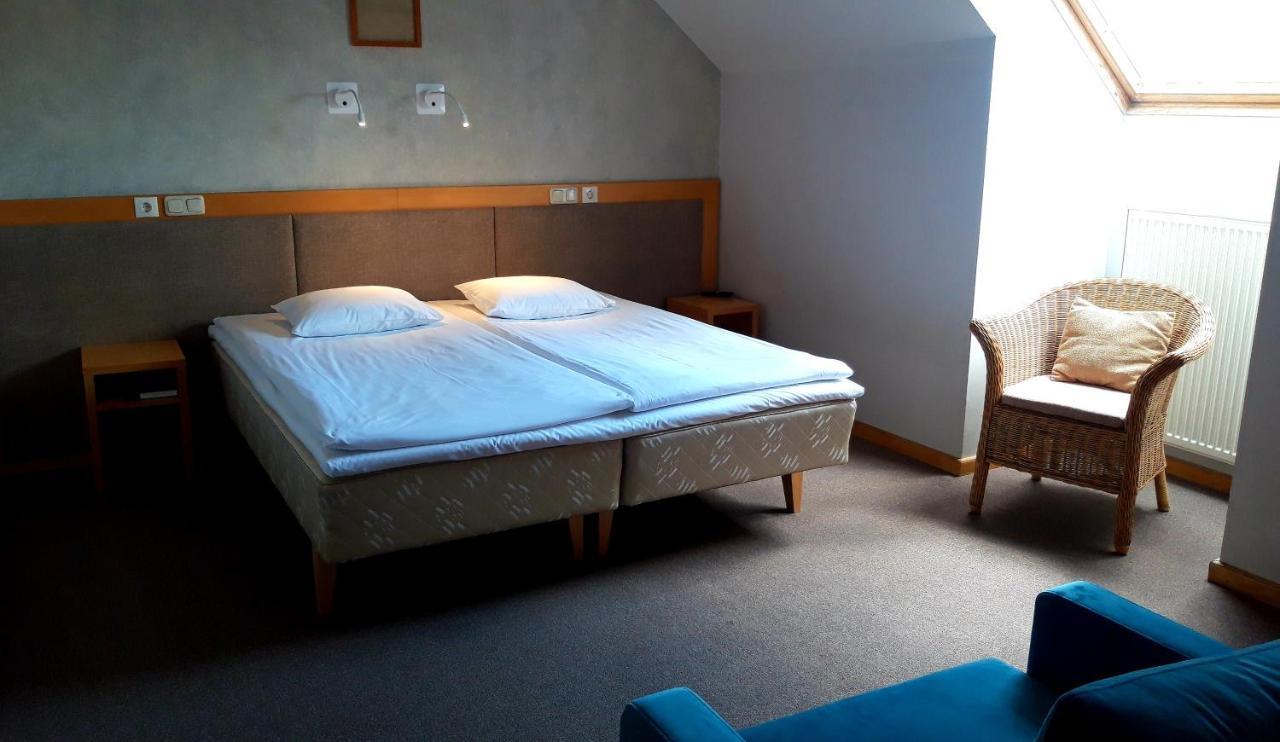 Hotel Sanvilla Sigulda Kültér fotó