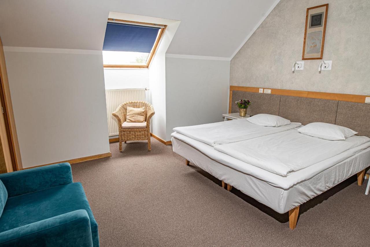 Hotel Sanvilla Sigulda Kültér fotó